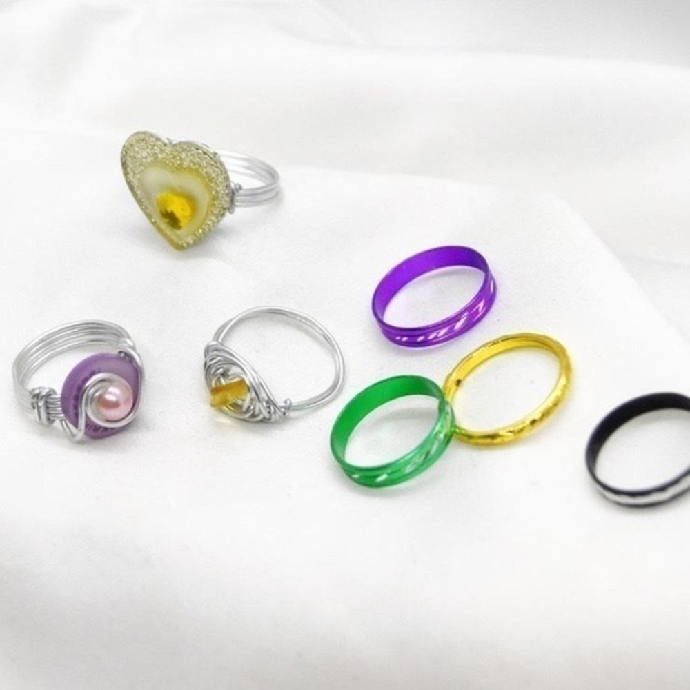 Colored Ring Set - Picture 2 of 4